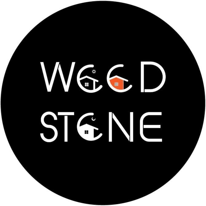 Wood Stone Hostel Yogyakarta Exterior photo